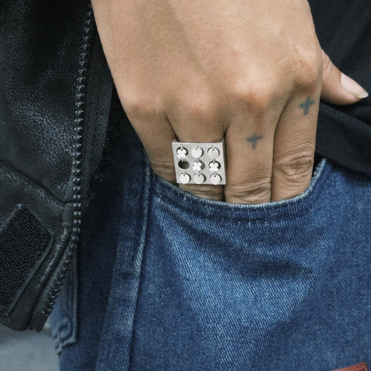 JINGLE JANGLE - STERLING SILVER RING