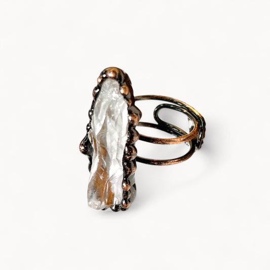 Dream Veil - Clear Quartz Ring