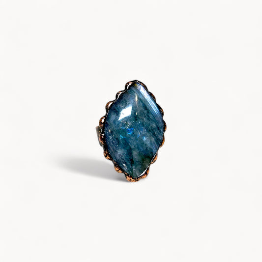 Night Opus - Labradorite Ring