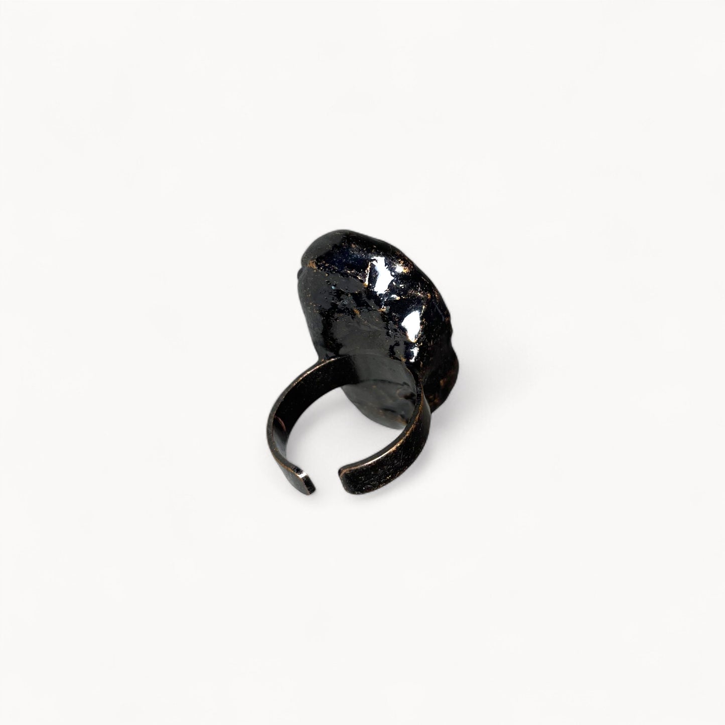 Veil Bound - Agate Ring