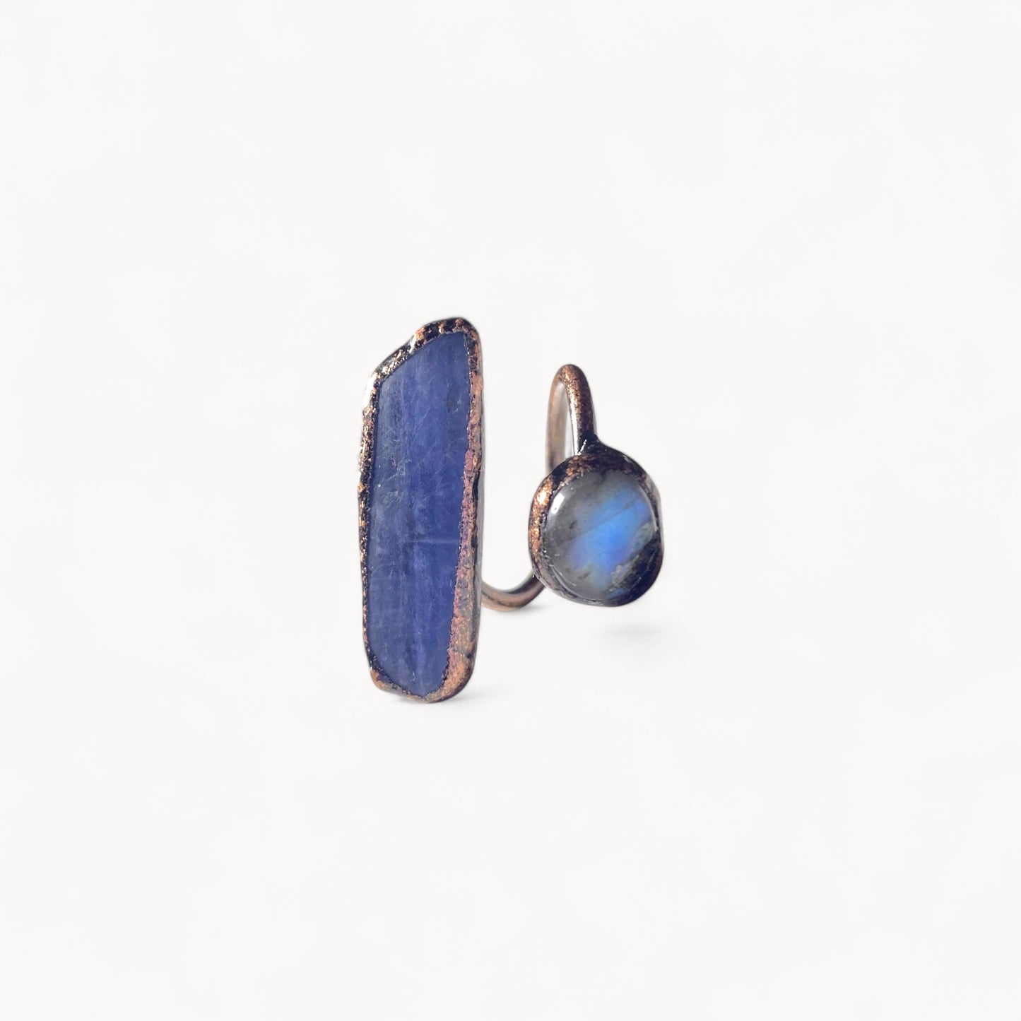 Nebula Trace - Kyanite & Labradorite Ring